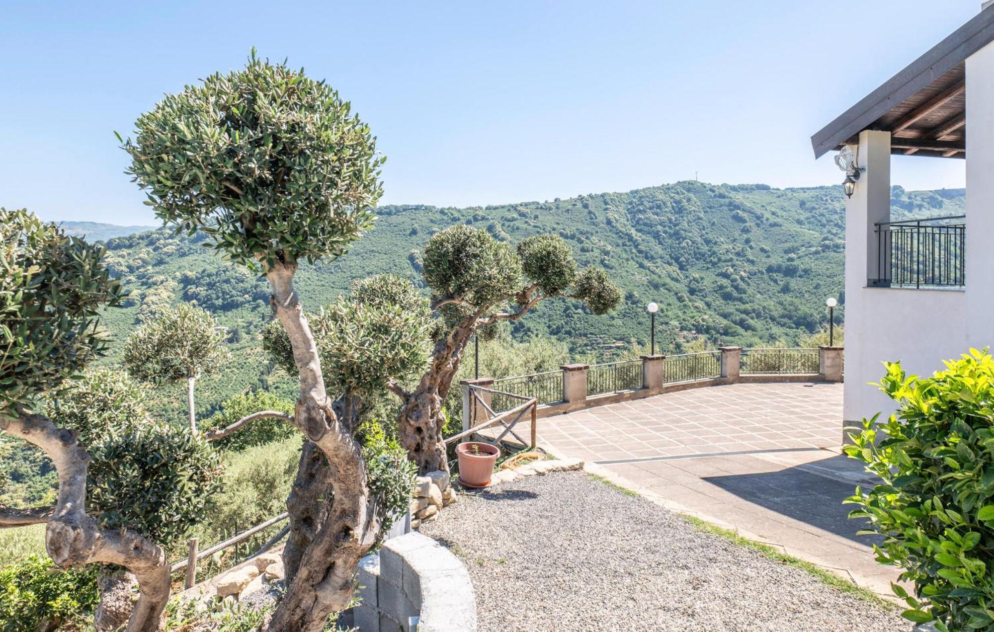 3 Bedroom Beautiful Home In Librizzi Exterior foto